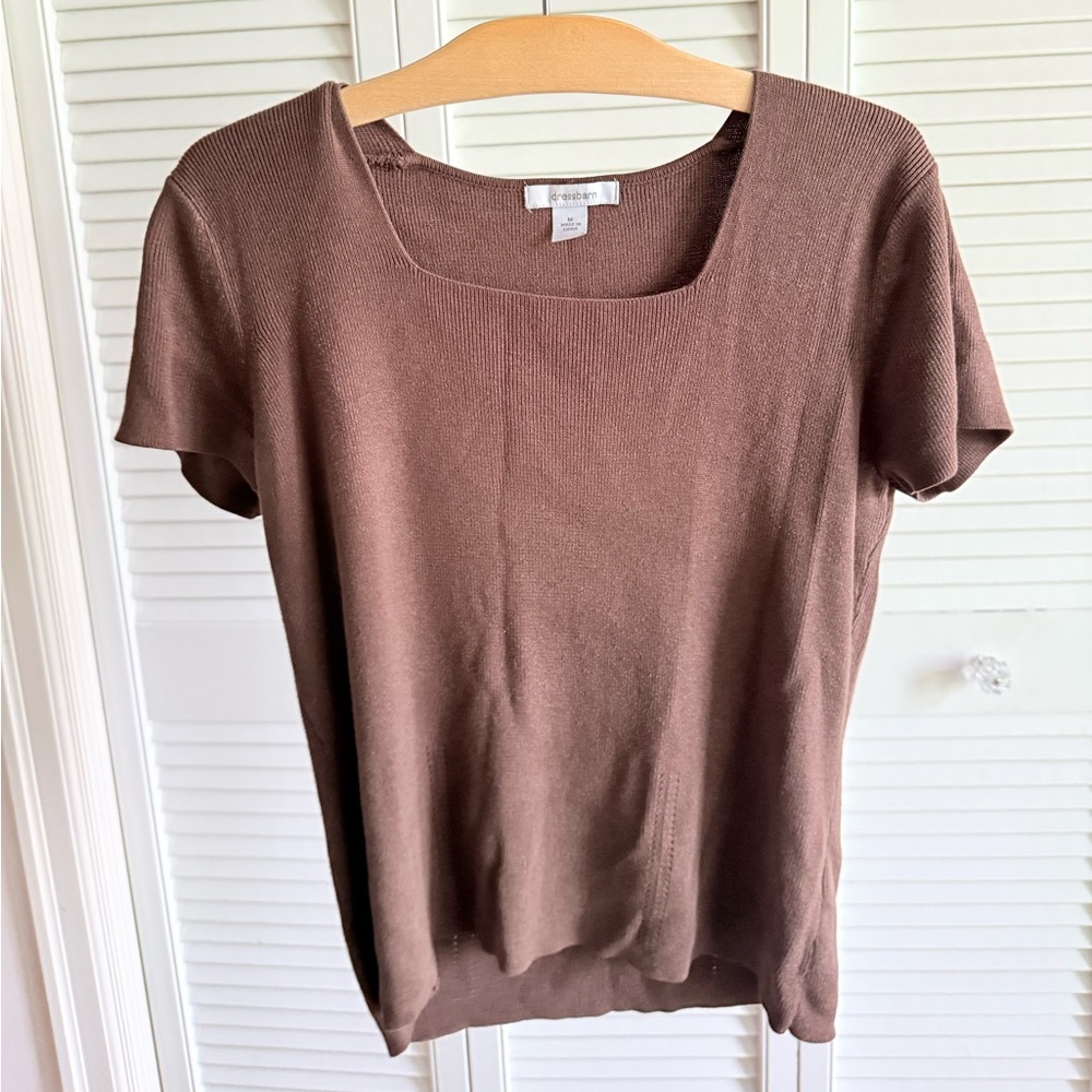 🤎 Dressbarn Ribbed Knit Top – Size M